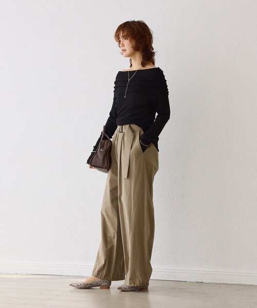 RIVE DROITE（リヴドロワ）の「【女性らしい抜け感】シアーテレコオフショルカットソー（Tシャツ/カットソー・レディース・チャコールグレー/ブラック・FREE）」の22枚目の写真