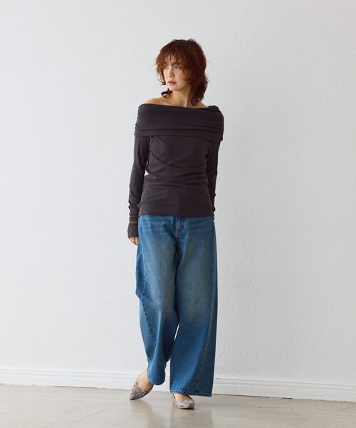 RIVE DROITE（リヴドロワ）の「【女性らしい抜け感】シアーテレコオフショルカットソー（Tシャツ/カットソー・レディース・チャコールグレー/ブラック・FREE）」の8枚目の写真