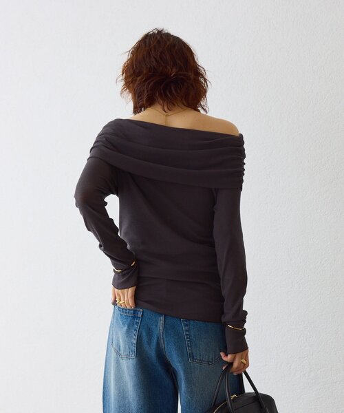 RIVE DROITE（リヴドロワ）の「【女性らしい抜け感】シアーテレコオフショルカットソー（Tシャツ/カットソー・レディース・チャコールグレー/ブラック・FREE）」の13枚目の写真