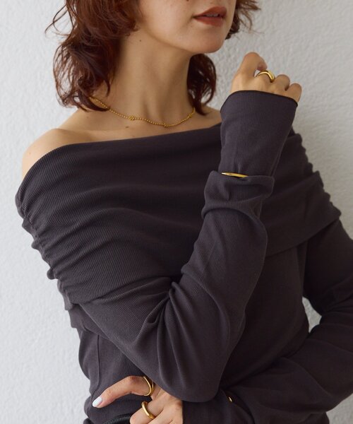 RIVE DROITE（リヴドロワ）の「【女性らしい抜け感】シアーテレコオフショルカットソー（Tシャツ/カットソー・レディース・チャコールグレー/ブラック・FREE）」の14枚目の写真