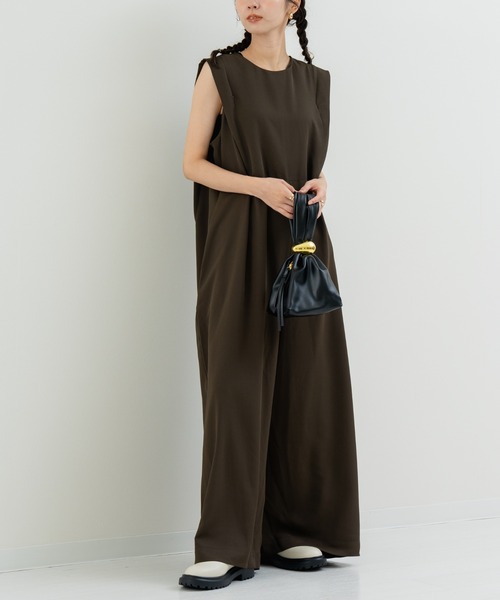 refinedworks（リファインドワークス）の「【refinedworks】着こなし自在な オールインワン！（サロペット/オーバーオール・レディース・ブラック/ブラウン・FREE）」の11枚目の写真