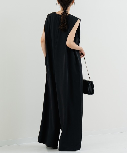 refinedworks（リファインドワークス）の「【refinedworks】着こなし自在な オールインワン！（サロペット/オーバーオール・レディース・ブラック/ブラウン・FREE）」の7枚目の写真