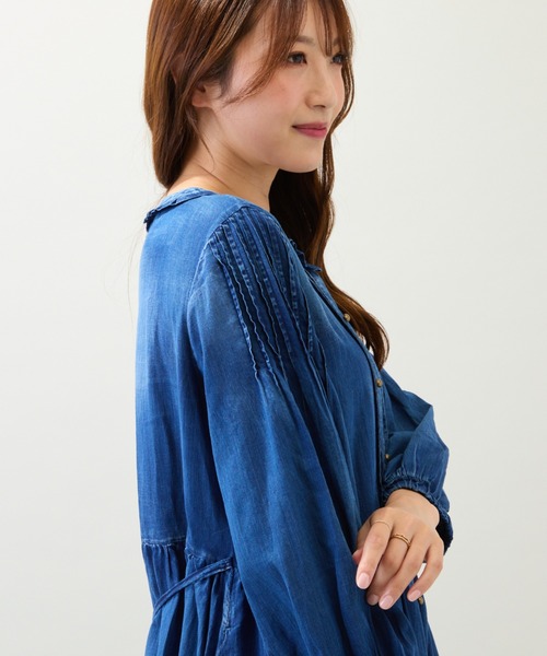 Rose Tiara(ローズティアラ)の「【手洗いOK】デニムワンピース(ワンピース・レディース・ネイビー・38)」の5枚目の写真