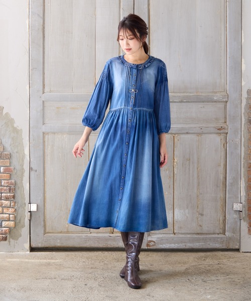 Rose Tiara(ローズティアラ)の「【手洗いOK】デニムワンピース(ワンピース・レディース・ネイビー・38)」の2枚目の写真