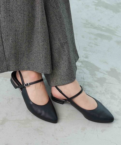 Riz raffinee（リズラフィーネ）の「バックストラップパンプス（パンプス・レディース・ブラック/グレー/エメラルド・22.5cm/23cm/23.5cm/24cm/24.5cm）」の2枚目の写真