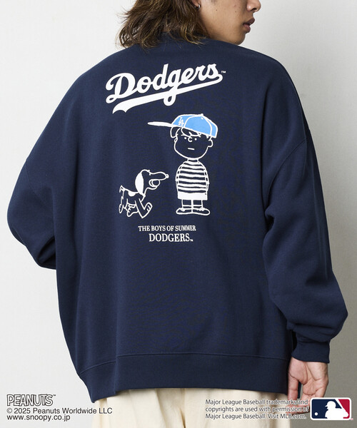 限定展開 MLB×PEANUTS 別注 ビッグシルエット バックプリント クルー