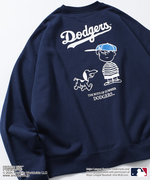 限定展開 MLB×PEANUTS 別注 ビッグシルエット バックプリント クルー