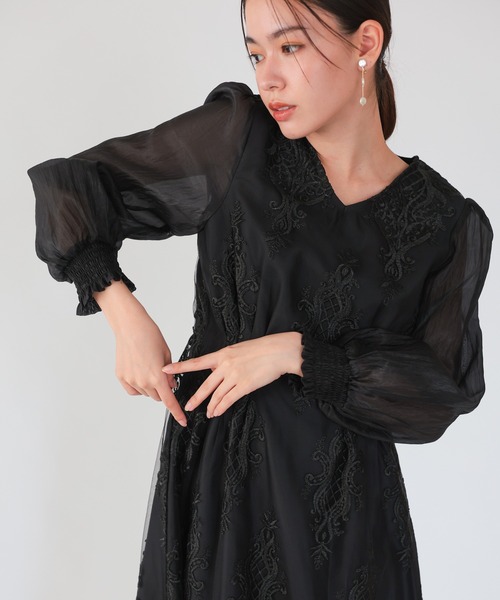 haremode(ハレモード)の「クラシカルエンブロイダリードレス(ドレス・レディース・ブラック/ライトグレー/ベージュ・S/M)」の2枚目の写真