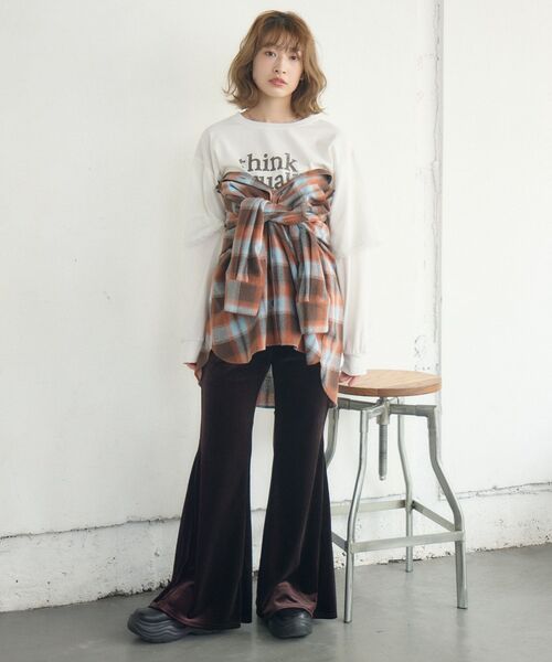 RETRO GIRL（レトロガール）の「ベロアフレアPT（その他パンツ・レディース・ベージュ/ブラウン/ブラック・FREE）」の7枚目の写真