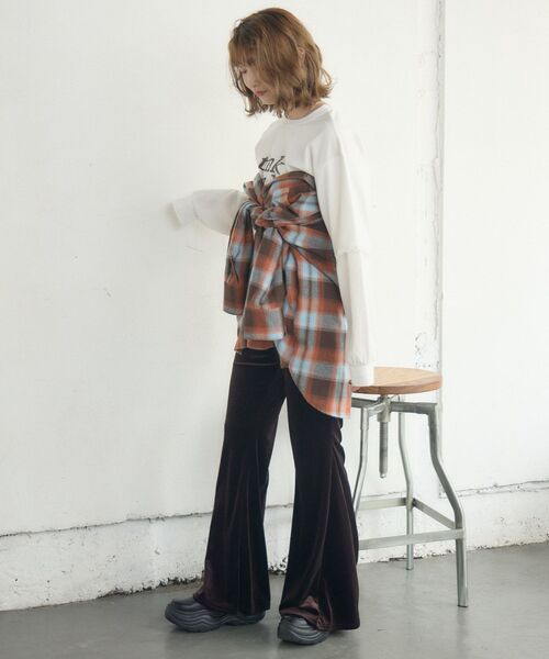 RETRO GIRL（レトロガール）の「ベロアフレアPT（その他パンツ・レディース・ベージュ/ブラウン/ブラック・FREE）」の10枚目の写真