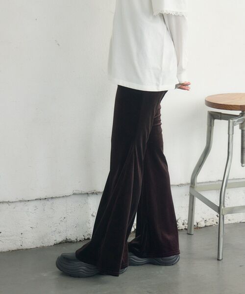 RETRO GIRL（レトロガール）の「ベロアフレアPT（その他パンツ・レディース・ベージュ/ブラウン/ブラック・FREE）」の14枚目の写真