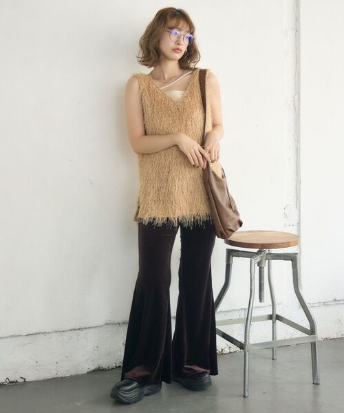 RETRO GIRL（レトロガール）の「ベロアフレアPT（その他パンツ・レディース・ベージュ/ブラウン/ブラック・FREE）」の17枚目の写真