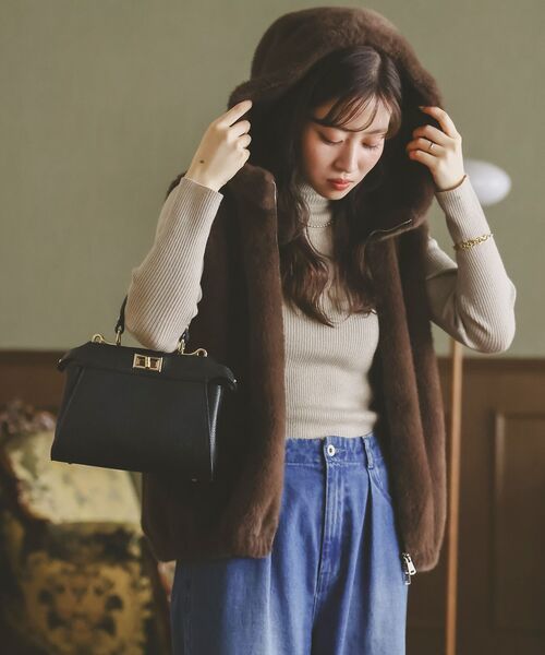 le.coeur blanc（ルクールブラン）の「ファーフードベスト（その他アウター・レディース・アイボリー/ダークブラウン・38）」の5枚目の写真