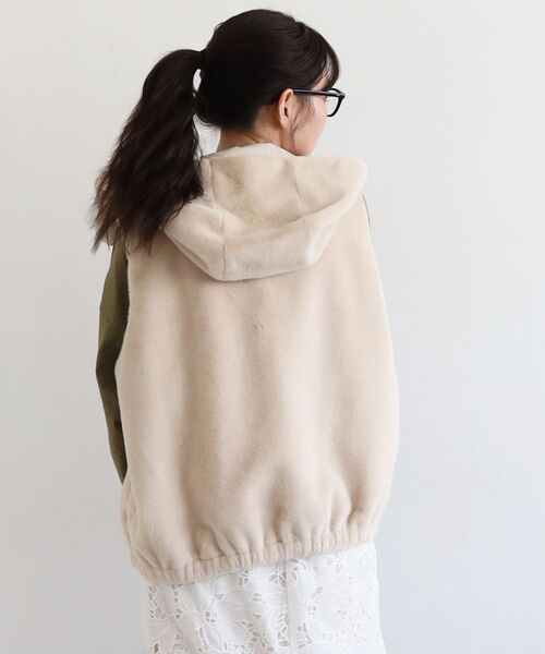 le.coeur blanc（ルクールブラン）の「ファーフードベスト（その他アウター・レディース・アイボリー/ダークブラウン・38）」の14枚目の写真