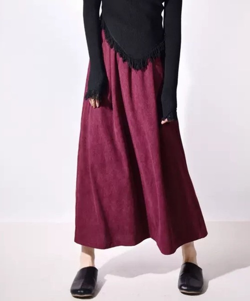 SPIGA(スピーガ)の「コーディロイギャザーロングスカート(スカート・レディース・ホワイト/ブラック/ブラウン/カーキ/イエロー/ダークグレー/ボルドー・MEDIUM/LARGE/X-LARGE)」の10枚目の写真