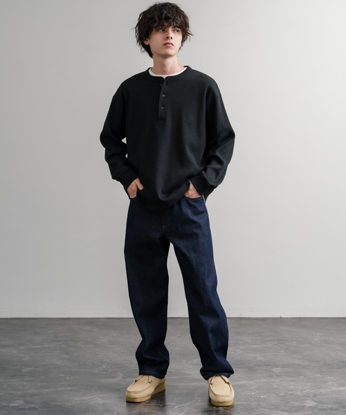 HANES（ヘインズ）の「Hanes ワイドフィット5ポケットテーパードデニムパンツ（デニムパンツ・メンズ・ライトブルー/ブルー/ネイビー・S/M/L/LL）」の22枚目の写真