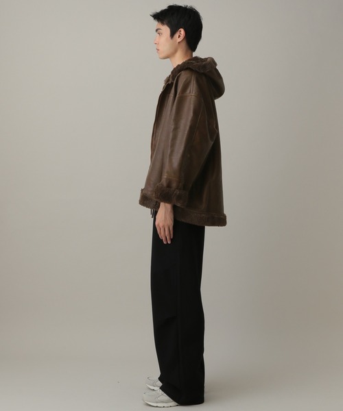 V2(ブイツー)の「V2/ファーフーディーレザージャケット(ブルゾン・メンズ・ブラウン・MEDIUM/LARGE)」の10枚目の写真