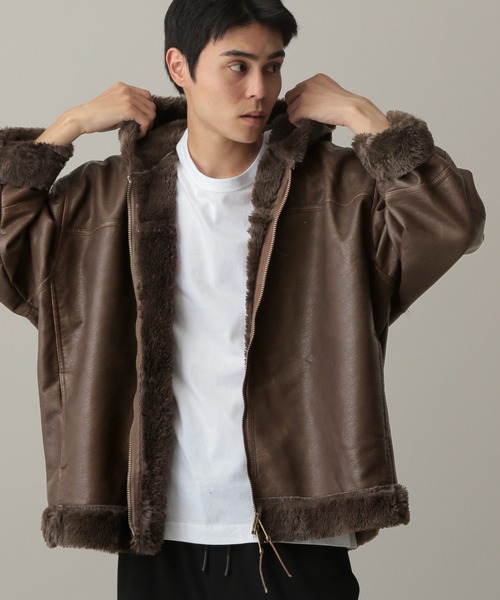 V2(ブイツー)の「V2/ファーフーディーレザージャケット(ブルゾン・メンズ・ブラウン・MEDIUM/LARGE)」の6枚目の写真