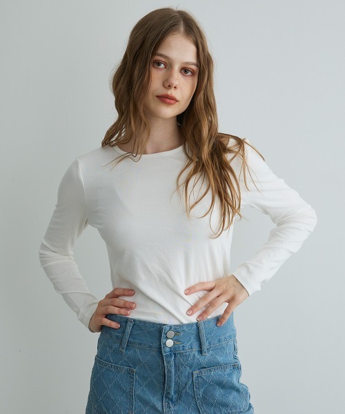 Mirette(ミレット)の「ショルダースリットロンT / Shoulder Slit Long Sleeve Tee(Tシャツ/カットソー・レディース・ブラック/オリーブ/ホワイト・FREE)」の5枚目の写真