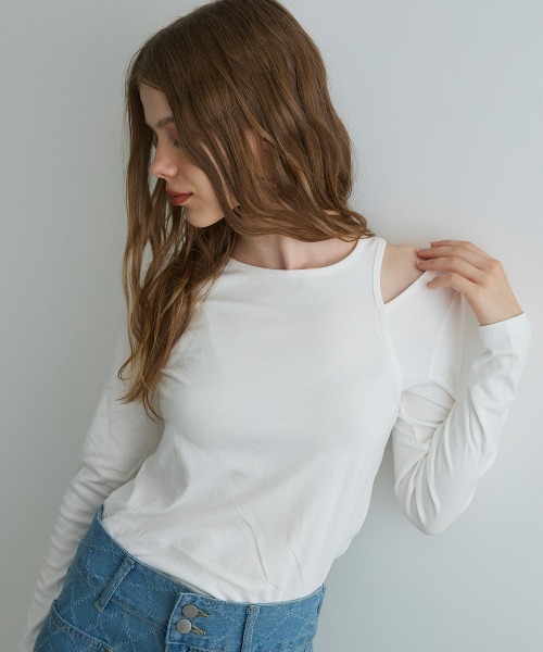 Mirette(ミレット)の「ショルダースリットロンT / Shoulder Slit Long Sleeve Tee(Tシャツ/カットソー・レディース・ブラック/オリーブ/ホワイト・FREE)」の11枚目の写真