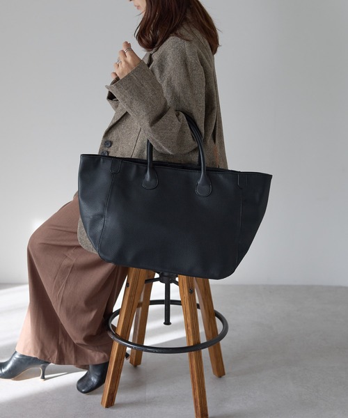 &MARKS(アンドマークス)の「H8【PUレザー/A4対応】トートバッグ(トートバッグ・レディース・ピンク/グリーン/ブラウン/オフホワイト/ライトブルー/ブラック・FREE)」の10枚目の写真