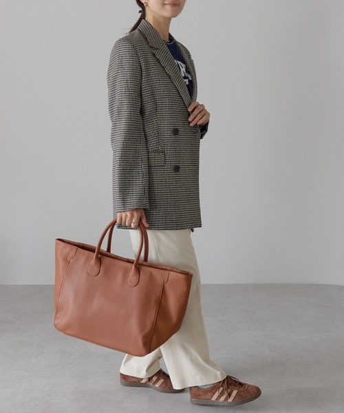 &MARKS(アンドマークス)の「H8【PUレザー/A4対応】トートバッグ(トートバッグ・レディース・ピンク/グリーン/ブラウン/オフホワイト/ライトブルー/ブラック・FREE)」の17枚目の写真