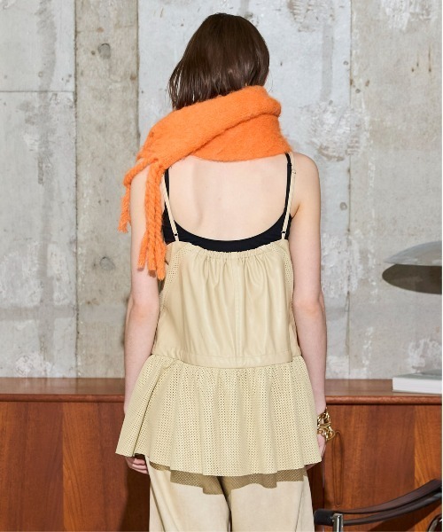 MAISON SPECIAL（メゾンスペシャル）の「Vegan Leather Peplum Tunic / ヴィーガンレザーペプラムチュニック（チュニック・レディース・ブラック/クリーム・FREE）」の9枚目の写真