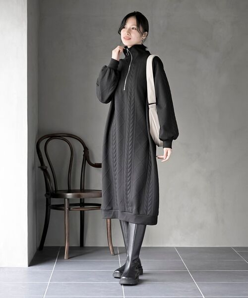 rps(アールピーエス)の「ふくれジャガードハーフZIPワンピース(ワンピース・レディース・モカ/アイボリー/ブラック・フリー)」の12枚目の写真