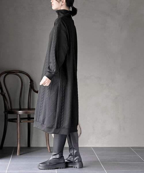 rps(アールピーエス)の「ふくれジャガードハーフZIPワンピース(ワンピース・レディース・モカ/アイボリー/ブラック・フリー)」の13枚目の写真