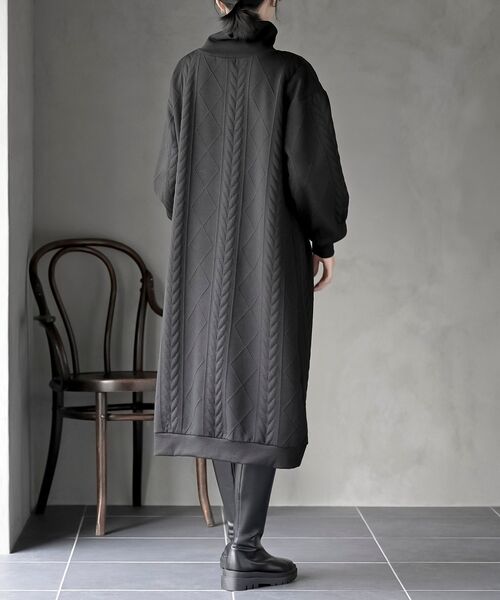 rps(アールピーエス)の「ふくれジャガードハーフZIPワンピース(ワンピース・レディース・モカ/アイボリー/ブラック・フリー)」の14枚目の写真