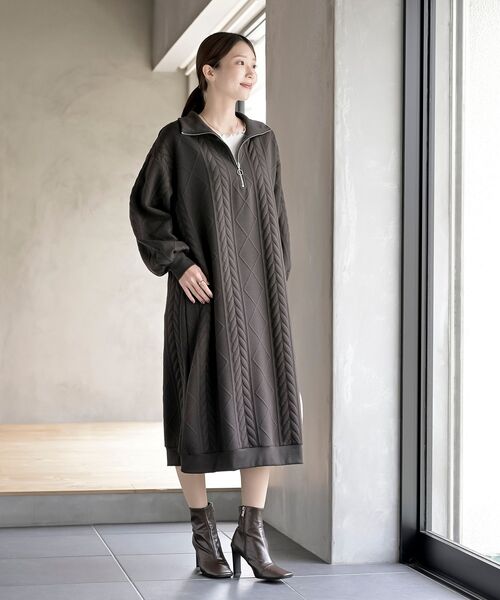 rps(アールピーエス)の「ふくれジャガードハーフZIPワンピース(ワンピース・レディース・モカ/アイボリー/ブラック・フリー)」の20枚目の写真