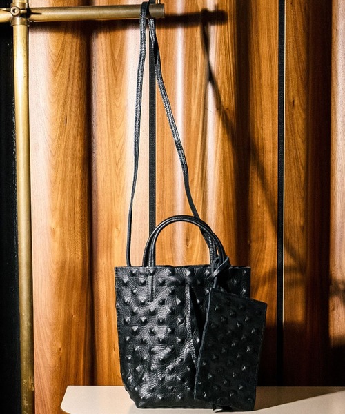 ROSE BUD(ローズバッド)の「(MILLELA FIRENZE)EMBOSSED MINI TOTE(トートバッグ・レディース・ブラック/シルバー・ONE SIZE)」の1枚目の写真