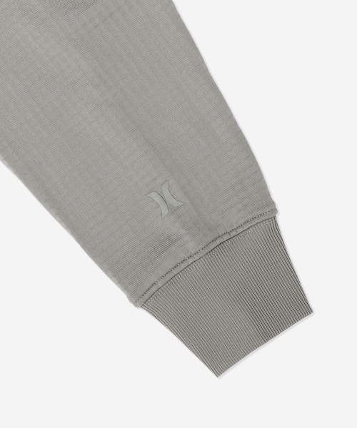 Hurley （ハーレー）の「【Hurley:ハーレー】ワッフルインナー　ゴルフ　スノボー　スキー　吸水速乾　WAFFLE INNER OVRSZD OAO CREW（Tシャツ/カットソー・メンズ・ブラック/ネイビー/オフホワイト/カーキブラウン・SMALL/MEDIUM/LARGE/X-LARGE）」の16枚目の写真