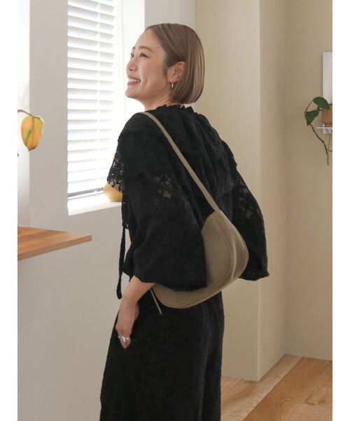 Ungrid（アングリッド）の「フェイクスウェードハンドバッグ（ハンドバッグ・レディース・ベージュ/カーキ・FREE）」の7枚目の写真