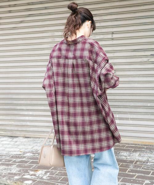 ITEMS URBANRESEARCH（アイテムズ アーバンリサーチ）の「起毛チェックルーズシャツ（シャツ/ブラウス・レディース・レッド/ブラウン/ネイビー・FREE）」の6枚目の写真