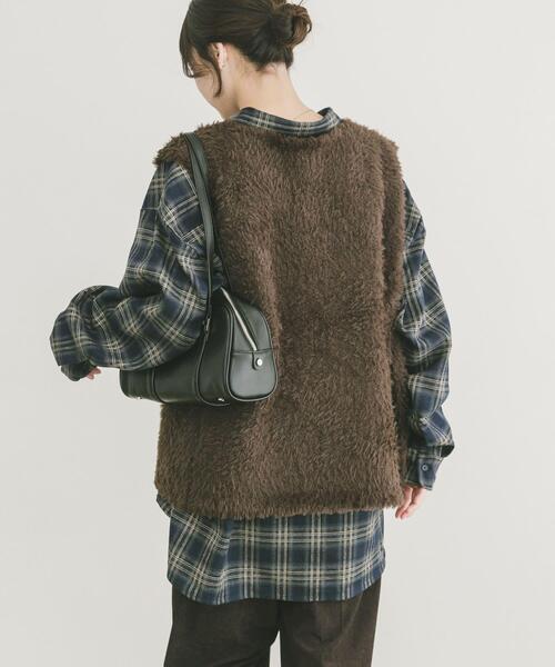 ITEMS URBANRESEARCH（アイテムズ アーバンリサーチ）の「起毛チェックルーズシャツ（シャツ/ブラウス・レディース・レッド/ブラウン/ネイビー・FREE）」の22枚目の写真
