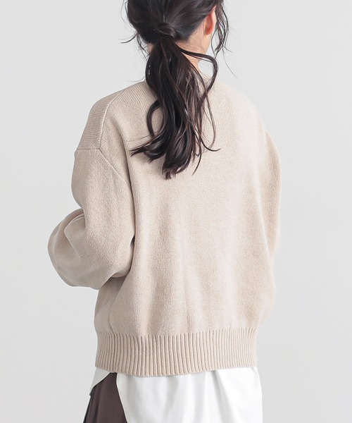 for/c(フォーシー)の「ベロア見えニットトップス【サスティナブル】(ニット/セーター・レディース・アイボリー/ブラック/ブルー・M/L)」の18枚目の写真