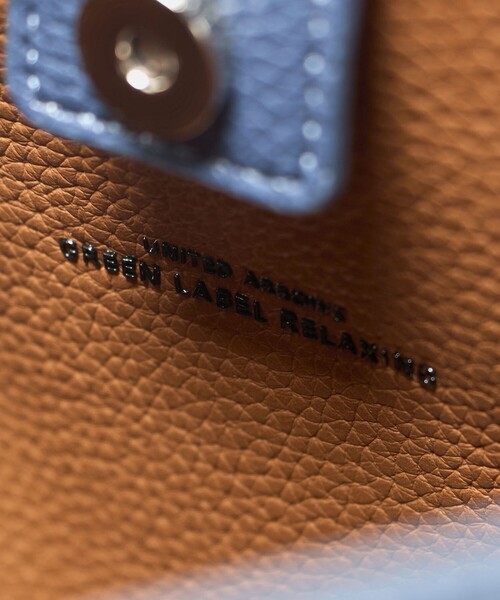 green label relaxing（グリーンレーベルリラクシング）の「シボ レザーライク ミニ ショルダーバッグ トートバッグ（ショルダーバッグ・メンズ・グレー系/コバルトブルー/ブラック/ベージュ・FREE）」の16枚目の写真