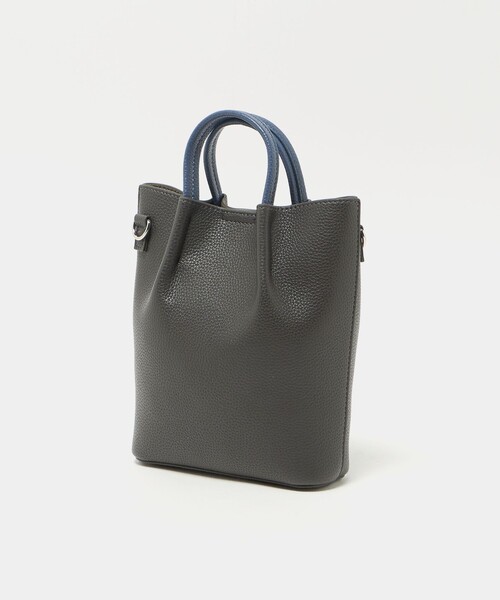 green label relaxing（グリーンレーベルリラクシング）の「シボ レザーライク ミニ ショルダーバッグ トートバッグ（ショルダーバッグ・メンズ・グレー系/コバルトブルー/ブラック/ベージュ・FREE）」の22枚目の写真