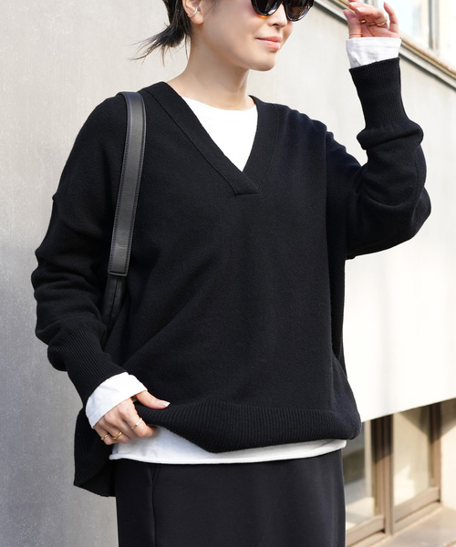 Deuxieme Classe（ドゥーズィエムクラス）の「*追加 OLBIA Vネック プルオーバー（ニット/セーター・レディース・ブラック/ベージュ・FREE）」の5枚目の写真