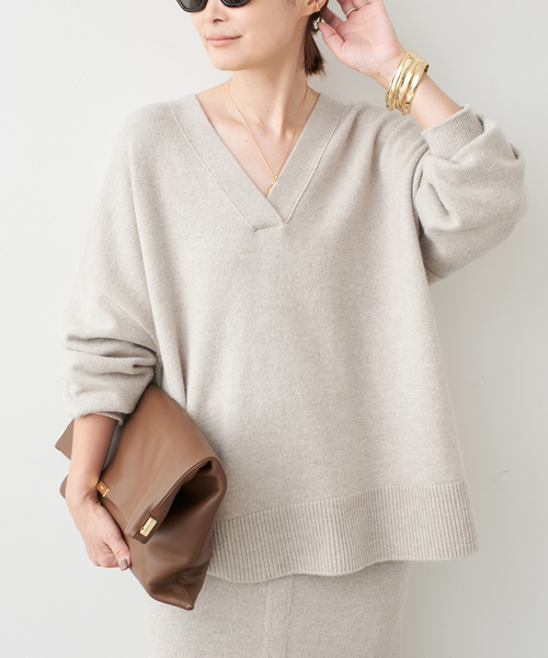 Deuxieme Classe（ドゥーズィエムクラス）の「*追加 OLBIA Vネック プルオーバー（ニット/セーター・レディース・ブラック/ベージュ・FREE）」の18枚目の写真