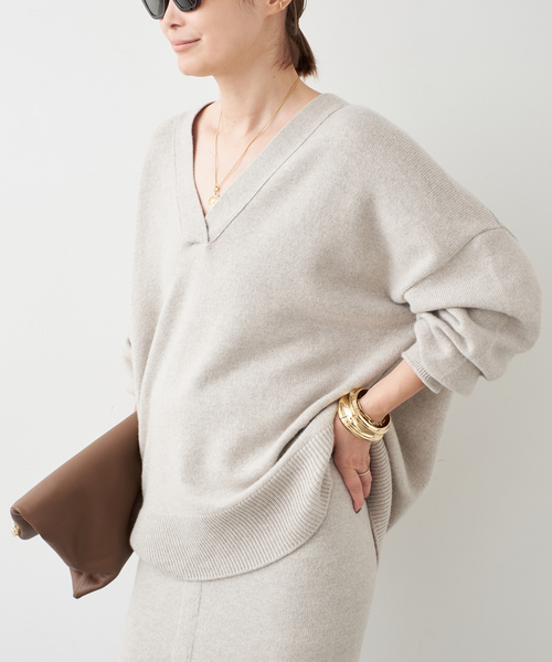 Deuxieme Classe（ドゥーズィエムクラス）の「*追加 OLBIA Vネック プルオーバー（ニット/セーター・レディース・ブラック/ベージュ・FREE）」の19枚目の写真