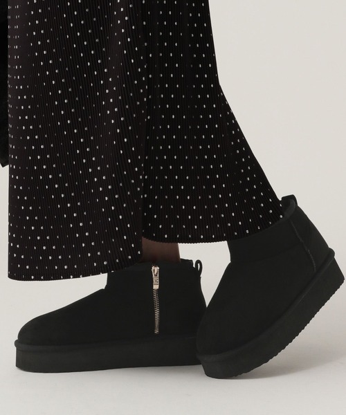 Elura（エルーラ）の「ムートンライク厚底ブーツ/588001（ブーツ・レディース・ブラック/ブラウン系その他2・MEDIUM/LARGE）」の2枚目の写真