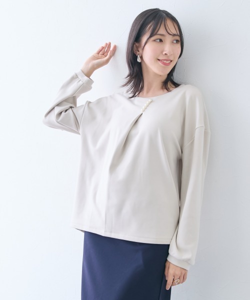 slattgir(スラットジール)の「高身長 マシュマロ裏起毛パール付タックデザインプルオーバー(トールサイズ)(Tシャツ/カットソー・レディース・チャコール/ブラック/ベージュ・TLL/TL/TM)」の20枚目の写真