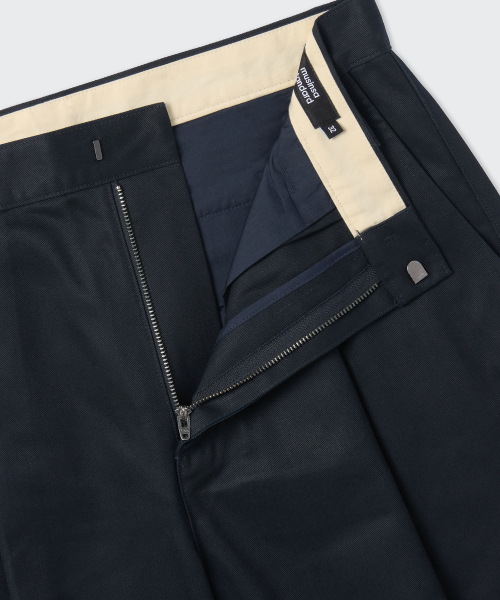 MUSINSA STANDARD（ムシンサスタンダード）の「ヘビーウェイト CP ワンタック ロングバミューダパンツ [ネイビー]（その他パンツ・メンズ・その他・28/29/32/30/31/33/26/27/40/38/42/36/34）」の3枚目の写真