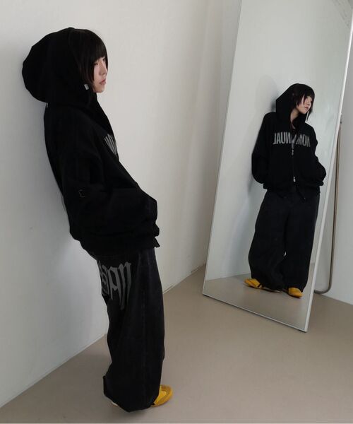 NOMANUAL(NOMANUAL)の「NM WAFFLE HOODED ZIP-UP - BLACK(パーカー・レディース・その他・LARGE/X-LARGE/SMALL/MEDIUM)」の9枚目の写真