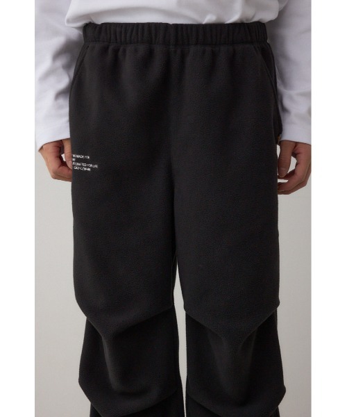 AZUL by moussy（アズールバイマウジー）の「SHELTECH マイクロフリースパンツ（スウェットパンツ・メンズ・ブラック/グレー・LARGE/MEDIUM）」の9枚目の写真