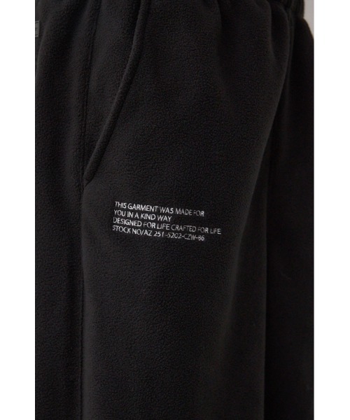 AZUL by moussy（アズールバイマウジー）の「SHELTECH マイクロフリースパンツ（スウェットパンツ・メンズ・ブラック/グレー・LARGE/MEDIUM）」の12枚目の写真