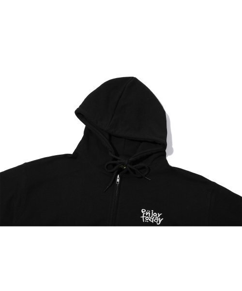 CPGN STUDIO(コンパーニョ)の「Enjoy CAT embroidered hooded Zip-up Black(パーカー・レディース・その他・LARGE/MEDIUM/SMALL)」の4枚目の写真