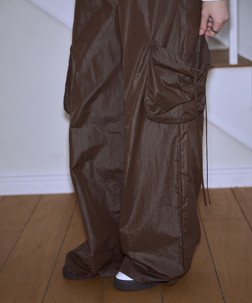 ROSEFRANTZ（ロゼフランツ）の「Two-way String Wide Pants [Brown]（スウェットパンツ・レディース・オリーブ・FREE）」の2枚目の写真